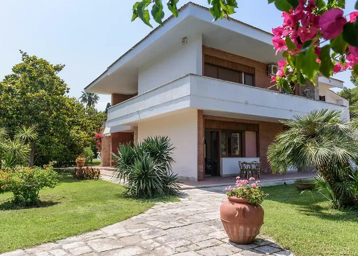 Il Melograno Villa San Cataldo (Apulia)